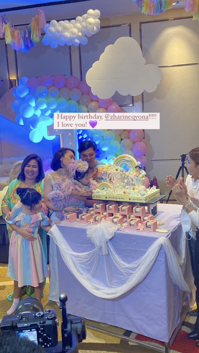 KathCakeCess's tweet photo. Happy Birthday Princess Q π₯³ππ@zharineqyona #QQmBer
Super cuteπ https://t.co/jPRed3N02P