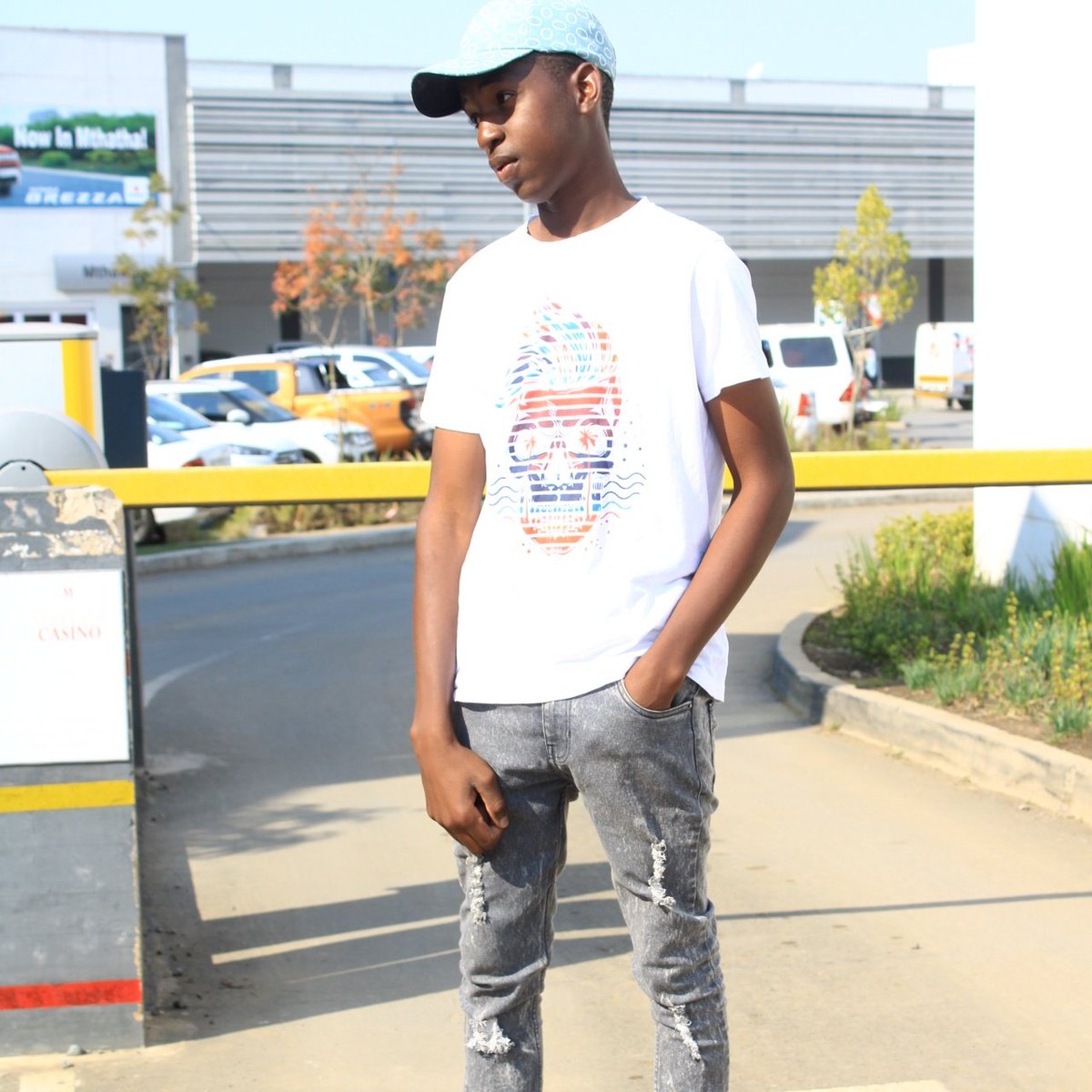 munashedean1's tweet image. #NewProfilePic