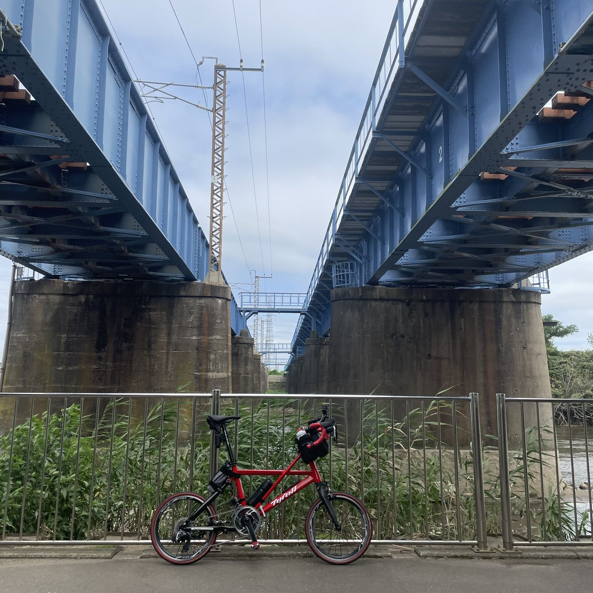 IMAGEDRIVE's tweet photo. 昨日120km走って今日はまだリカバリー時間内だったので軽めに110km。印旛沼を経由して栄橋で利根川超えて小貝川を県道46号まで走った。ひたすら距離を稼いだ週末だった。#TyrellFSX #おりたたぶ https://t.co/Vw1U0QjqKK