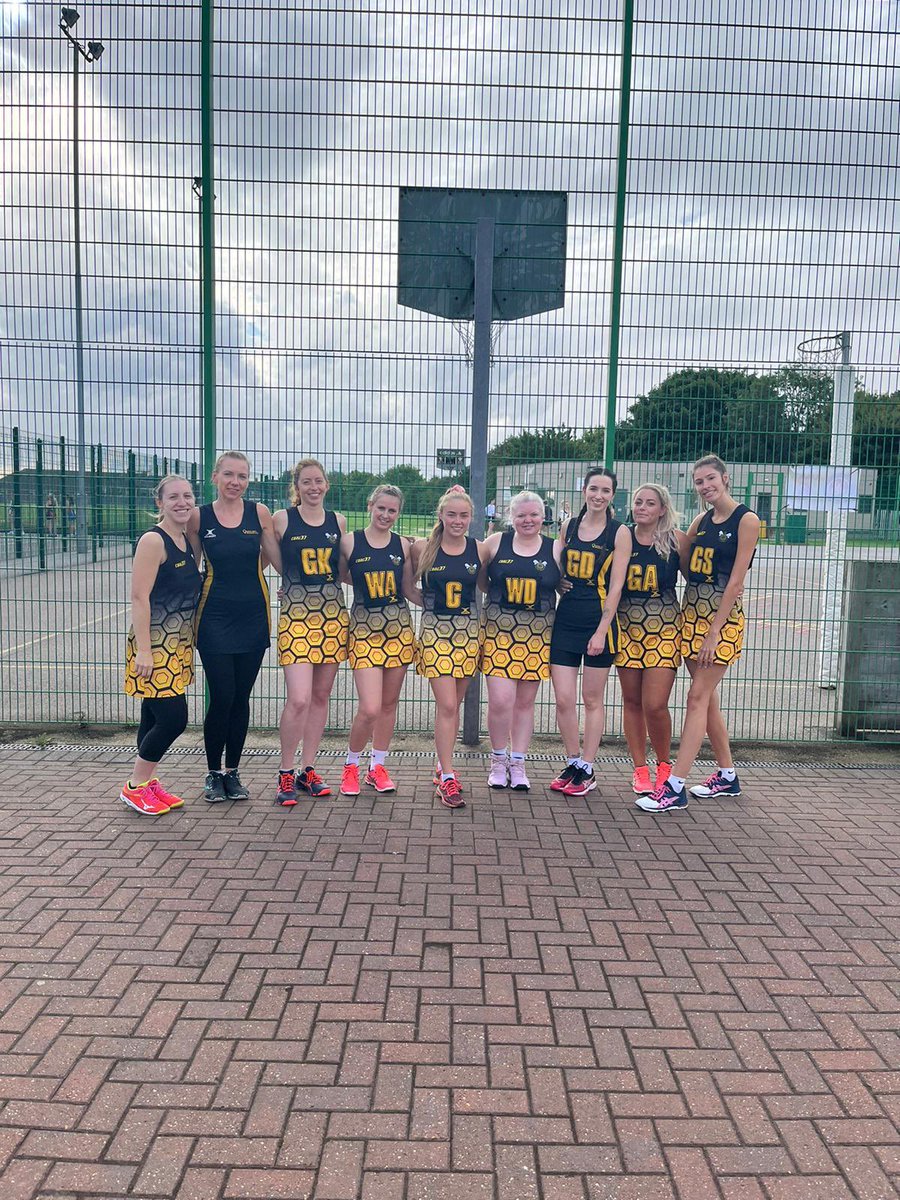 QUEEN BEES NETBALL CLUB 🐝 tweet media
