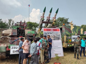 proshillong's tweet photo. Day 1 at #NationalDefenceConclave begins with @India_iDEX startups showcasing their innovative technology at the "National Defence @minmsme Conclave and Exhibition" at Kota Rajasthan!
@DefProdnIndia https://t.co/Vx1odKeP91