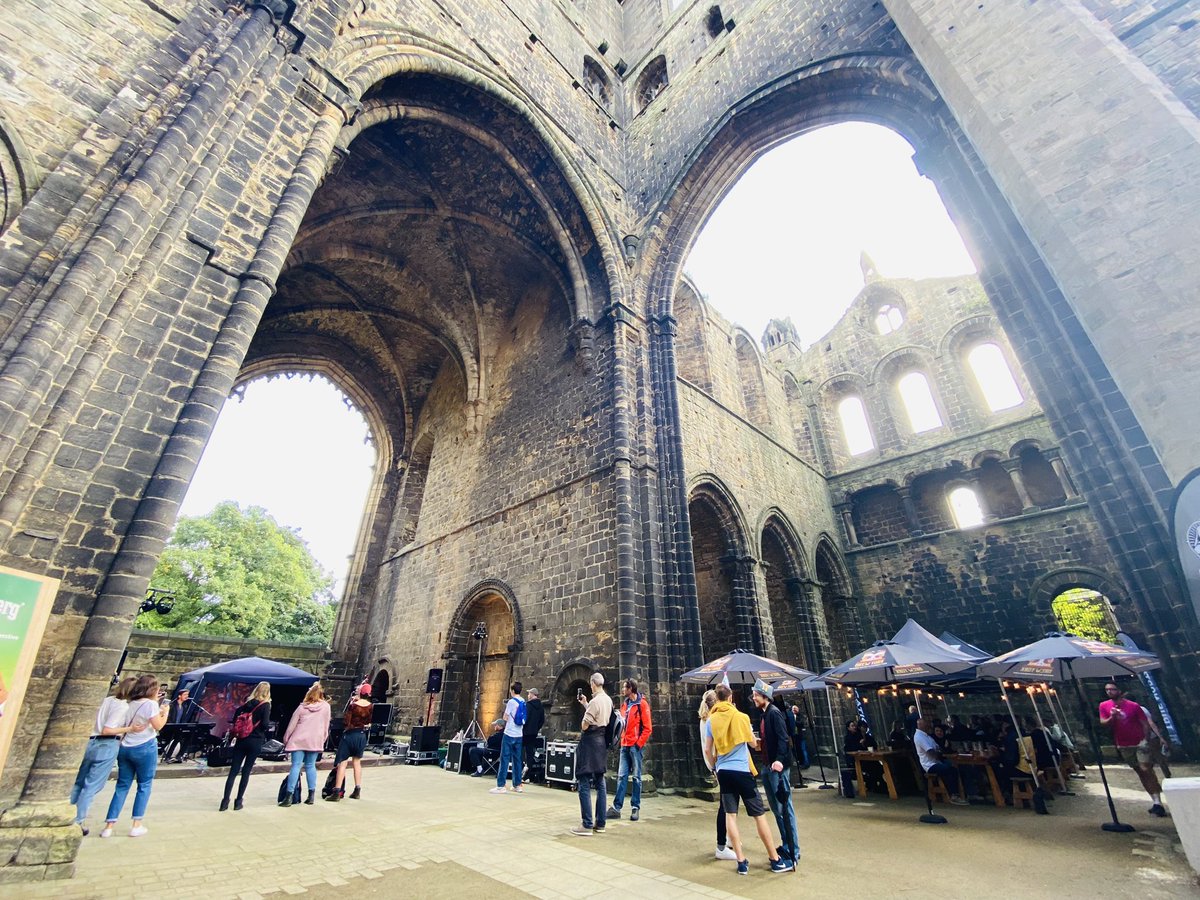 wearesum's tweet photo. A great venue for the 10th Leeds International Beer Festival… the historic setting of Kirkstall Abbey… wonderful building 🏰 🍺 https://t.co/IqEgChGDvm