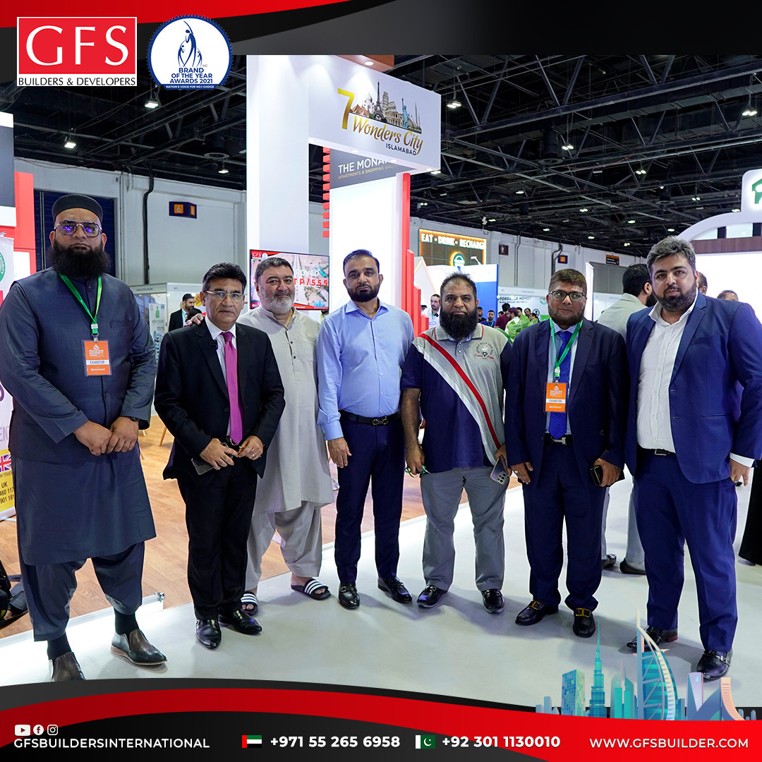 GFSIntl's tweet photo. Day 01 has been concluded with outstanding personalities of Pakistan - @WaseemBadami  Badami &amp; @iamshafaatali 
We are now getting ready for Day 2 at Pakistan Property Show 2022.
Join us at 📍 Main Concourse 2 Dubai World Trade Centre at stall D1 exhibition hall 5 and 6 https://t.co/hJBh5pwhqG