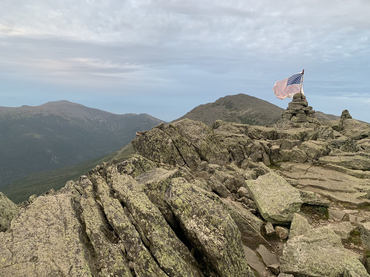 KenDoucette's tweet photo. Keeping the Wenkus Family and all families that lost a loved one on 9/11 in my thoughts with the Flag of Honor that has the names of all the heroes that lost their lives that day. #flagofhonor #flagsonthe48 #sunrise https://t.co/uuihU6KTZh