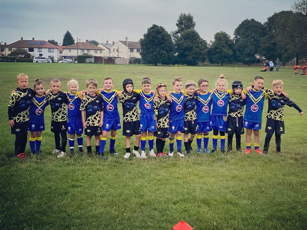 <a href="/BentleyARLFC/">BentleyARLFC</a> Under 6’s first game back after the Summer break….. they all absolutely smashed it against Swillington 👍🏻💙💛🏉