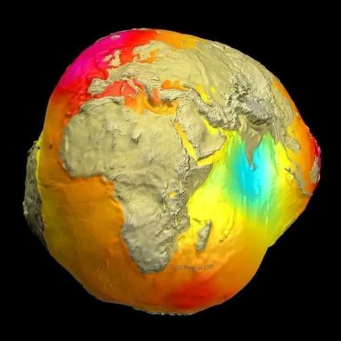 konstructivizm's tweet photo. Gravitational map of the Earth . NASA's GRACE satellite has generated a geoid map of the earth based on the magnitude and shape of the globe and shows us an interesting image.
more:https://t.co/7QndHjPJra https://t.co/TkbOApHqXH