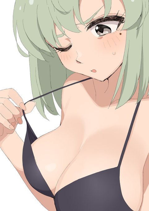 黒ビキニがセクシーすぎやしないか不安になる詩花ちゃん 