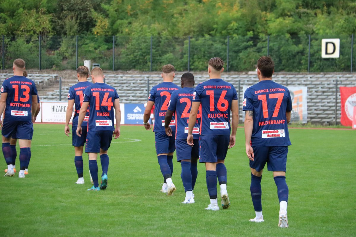 Nur_Energie's tweet photo. Das Spiel beim @BerlinerAK07 läuft. #WIR #BAKFCE https://t.co/VAtudd3jMU