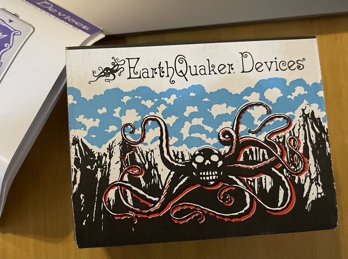 yk_hello1103's tweet photo. 気になっていたリバーブ到着。箱も素敵💀🐙
#modularsynth
#afterneath
#earthquakerdvice https://t.co/QRG7OmVOKZ