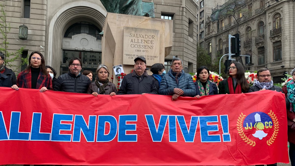 Como cada 11 de septiembre, recordamos la historia con una ofrenda floral y un homenaje al presidente Salvador Allende.