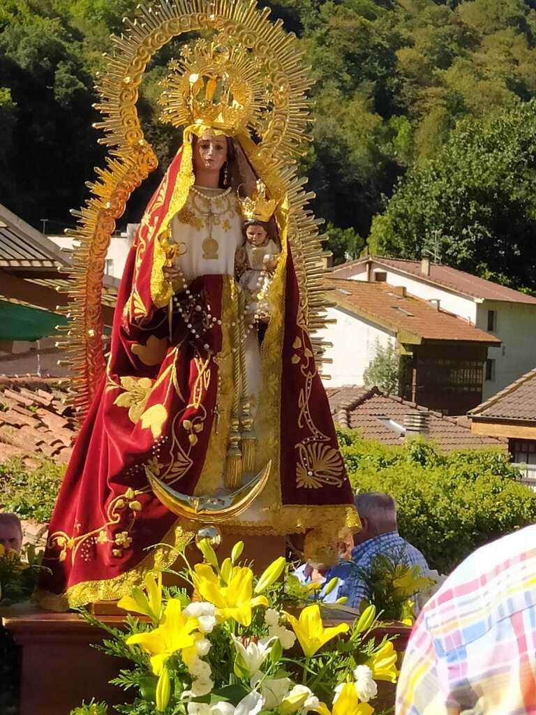 esCabrales tweet media