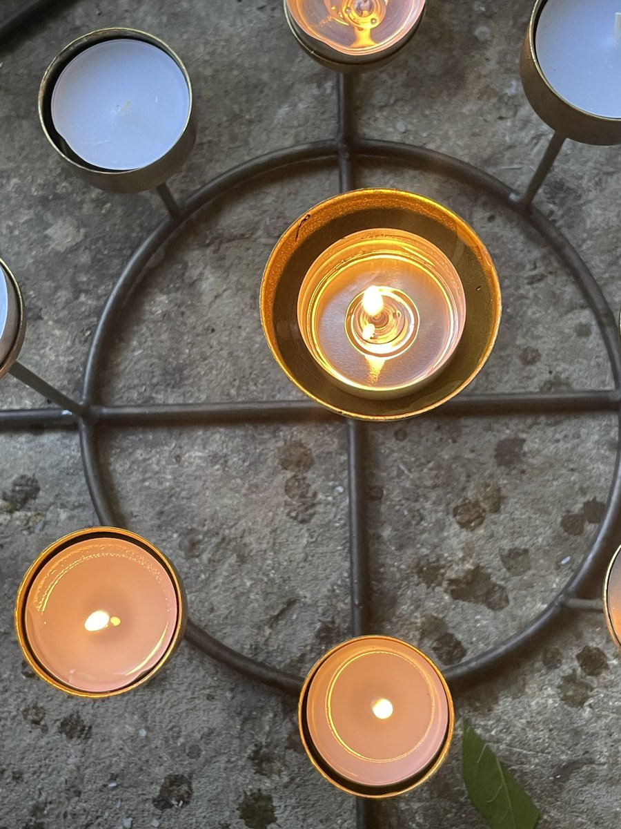 Our church remains open as usual every day this week for those who wish to spend time in silence and prayer.
You can listen again to this morning’s service of grief and gratitude at 5pm on <a href="/radiocherwell/">Radio Cherwell</a>