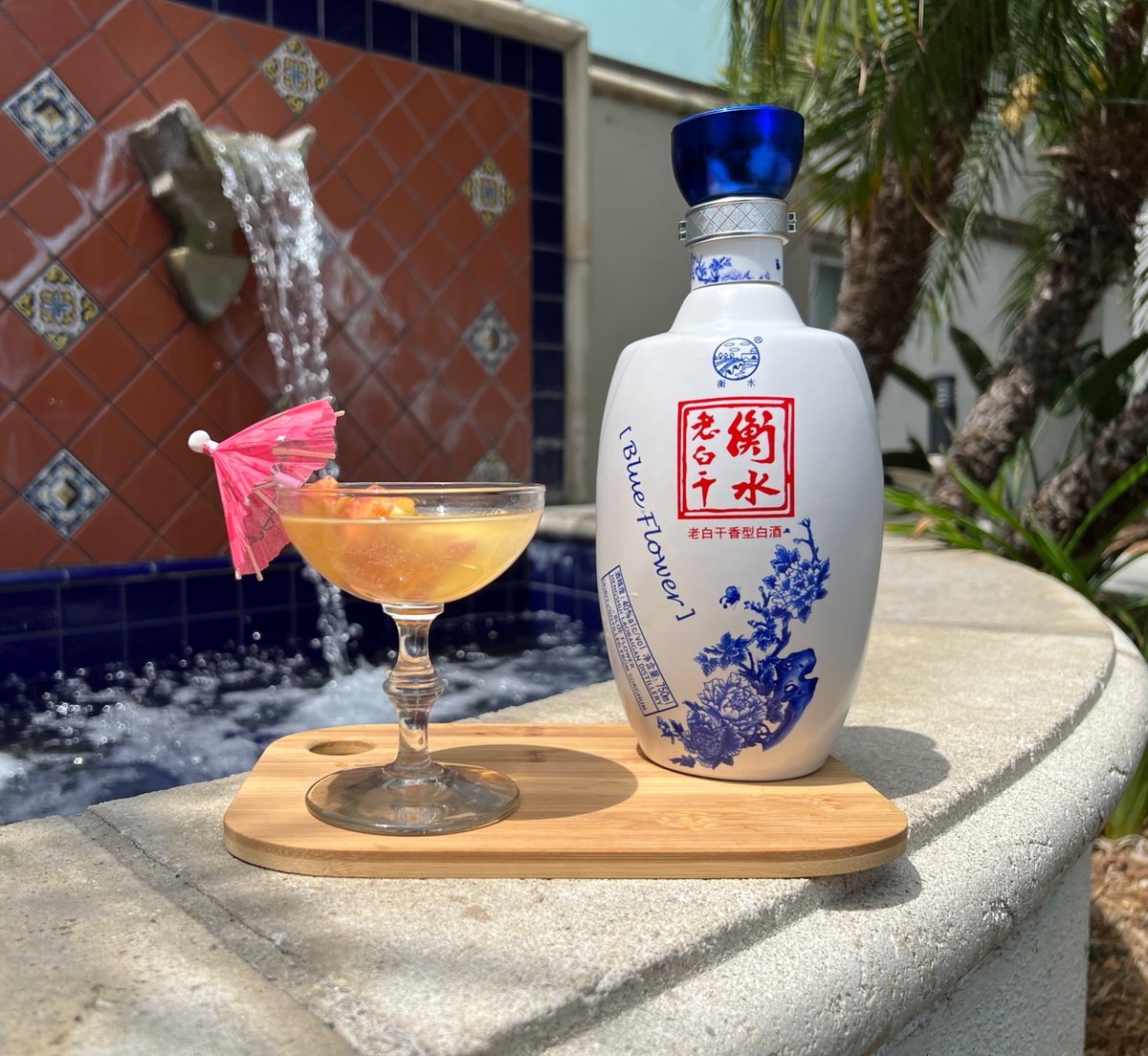 You look like I need a drink 🍹 🔥
#HappySunday 
@chinaliquorsales <a href="/Q_Sterling/">Arlo Quentin Sterling</a> 
.
#cocktailtime #cocktailbar #baijiu #chinaliquor#cocktailhour #blueflower #mixology #punching  #enjoylife #HappySunday #partypeople #celebrate #relaxing