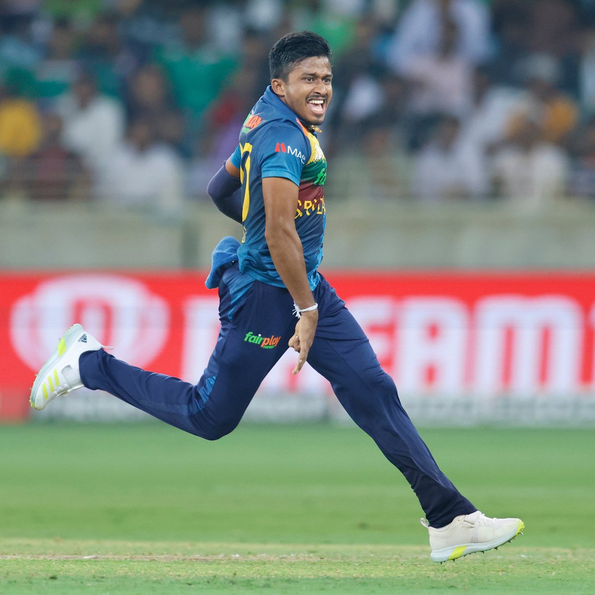 Creimas's tweet photo. Babar Azam caught by Dilshan Madushanka, bowl Dilshan Madushanka during #SLvsPAK
@OfficialSLC @TheRealPCB @ACCMedia1 @ICC @ESPNcricinfo @Dcreimas @NangiaPankaj 
 #SLvPAK #ACC #AsiaCup2022 #GetReadyForEpic #PAKvSL #AsiaCup2022Final #AsiaCupFinal #AsiaCupFinal2022 #RoaringForGlory https://t.co/seWg3ka1fX