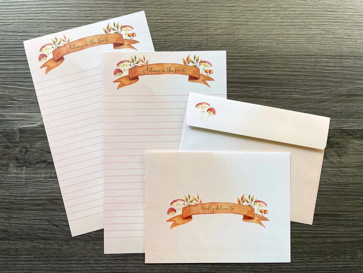 LaPapierre's tweet photo. Ready to embrace autumnal vibes in your letters? 

Grab yourself a warm beverage and have a scroll through our fall inspired designs.

https://t.co/tjd2olodHm https://t.co/sfZV56TZen