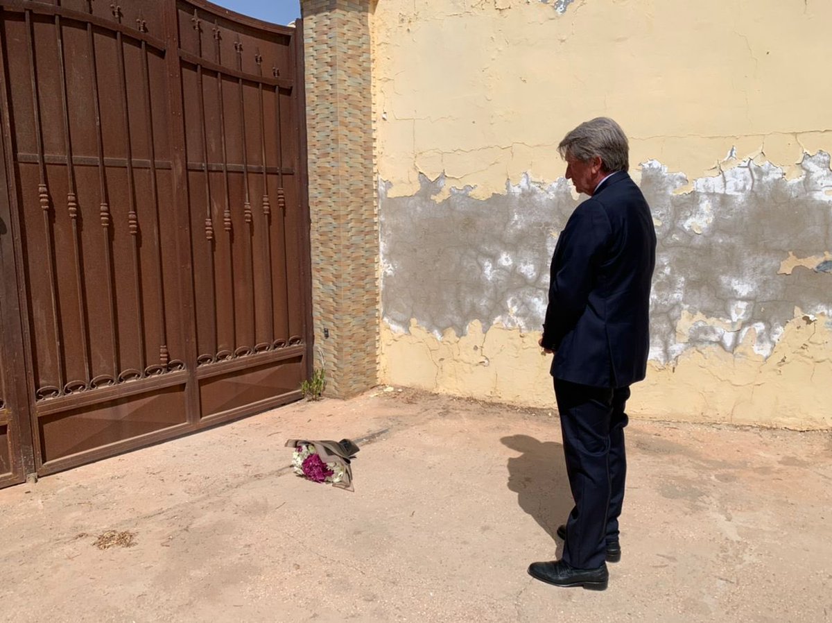 ItalyinLibya's tweet photo. On the 10th anniversary of the death of  🇺🇸 Ambassador Chris Stevens and his colleagues  in #Benghazi, today 🇮🇹 Consul General Francesco Saverio De Luigi paid tribute to their memory on the place where they lost their life on 11 September 2012. https://t.co/vowcI2Gvk8