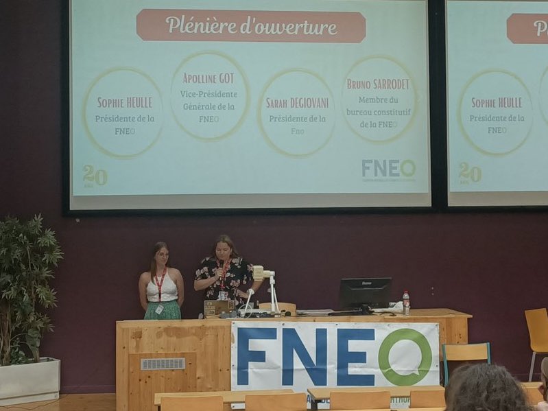 Sophie_Heulle's tweet photo. #20ans | La FNEO fête ses 20 ans 🥳

L’occasion de réunir toutes les personnes, qui ont œuvré pour permettre l’évolution de la FNEO et de ses combats 💪 

Merci à tous pour ces riches échanges autour de ces 20 années de représentation et défense des #étudiants en #orthophonie 🗣 https://t.co/Lcqrs2f8oR