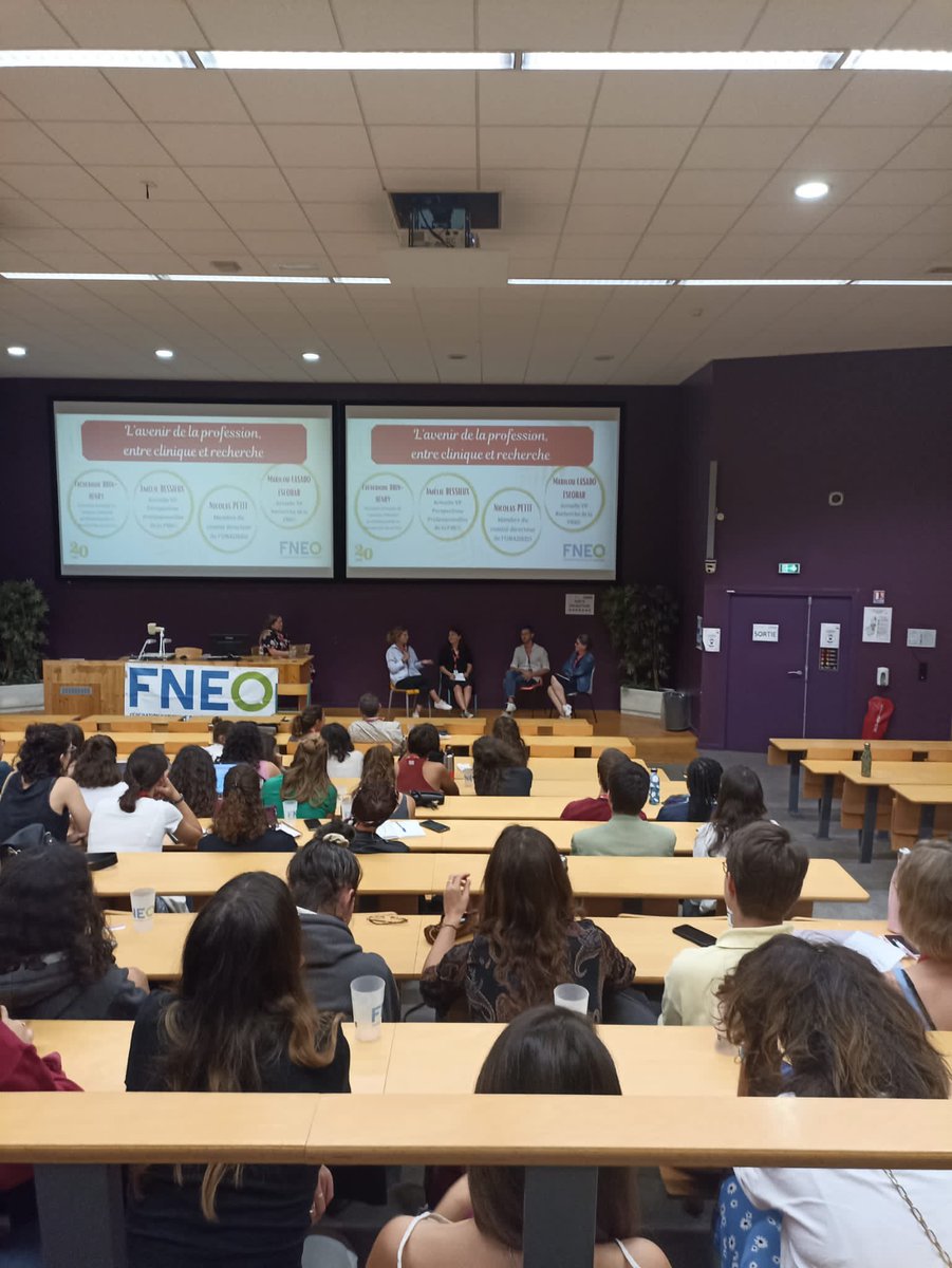Sophie_Heulle's tweet photo. #20ans | La FNEO fête ses 20 ans 🥳

L’occasion de réunir toutes les personnes, qui ont œuvré pour permettre l’évolution de la FNEO et de ses combats 💪 

Merci à tous pour ces riches échanges autour de ces 20 années de représentation et défense des #étudiants en #orthophonie 🗣 https://t.co/Lcqrs2f8oR
