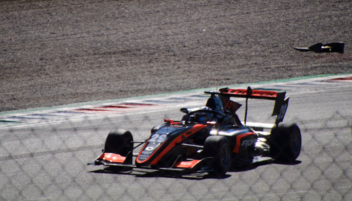 ira_diurna5's tweet image. Franco Colapinto, winner of the sprint race