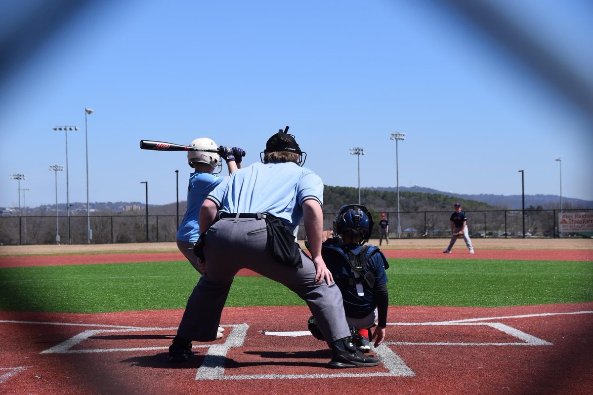 FYBaseball2020's tweet photo. The rumors are true! The new fields are done! Come out Monday night and help us celebrate. 

Mayor Jordan will be there to welcome FYB families to the new fields at Kessler and throw out our first pitch. Play ball! https://t.co/6yqdg1Z33Y