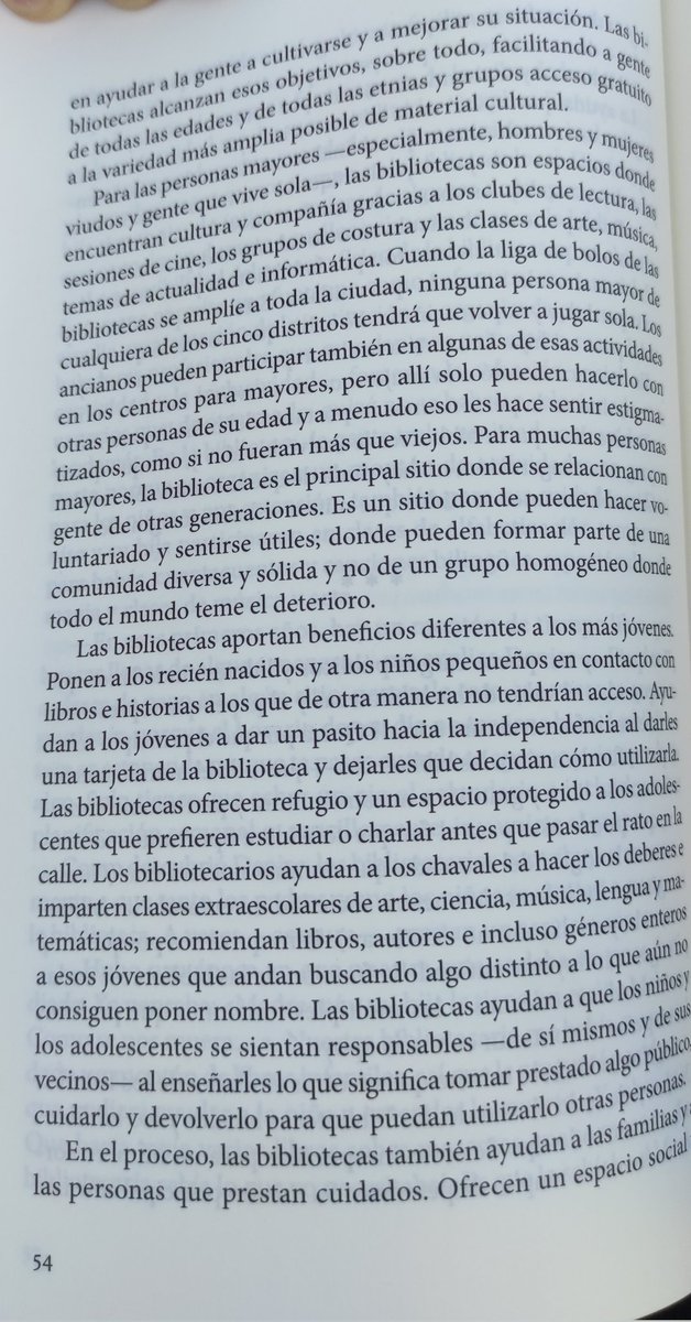 fcampal's tweet photo. Por las dudas...
Todo esto es una #biblioteca.
Toda esta gente cabe en una #biblioteca.
Todo esto hacemos las #bibliotecarias.
Y todo eso y muchísimas + cosas interesantes se pueden leer en el libro "Palacios del pueblo:políticas para una sociedad más igualitaria" Eric Klinenberg https://t.co/AbV4OugOCs