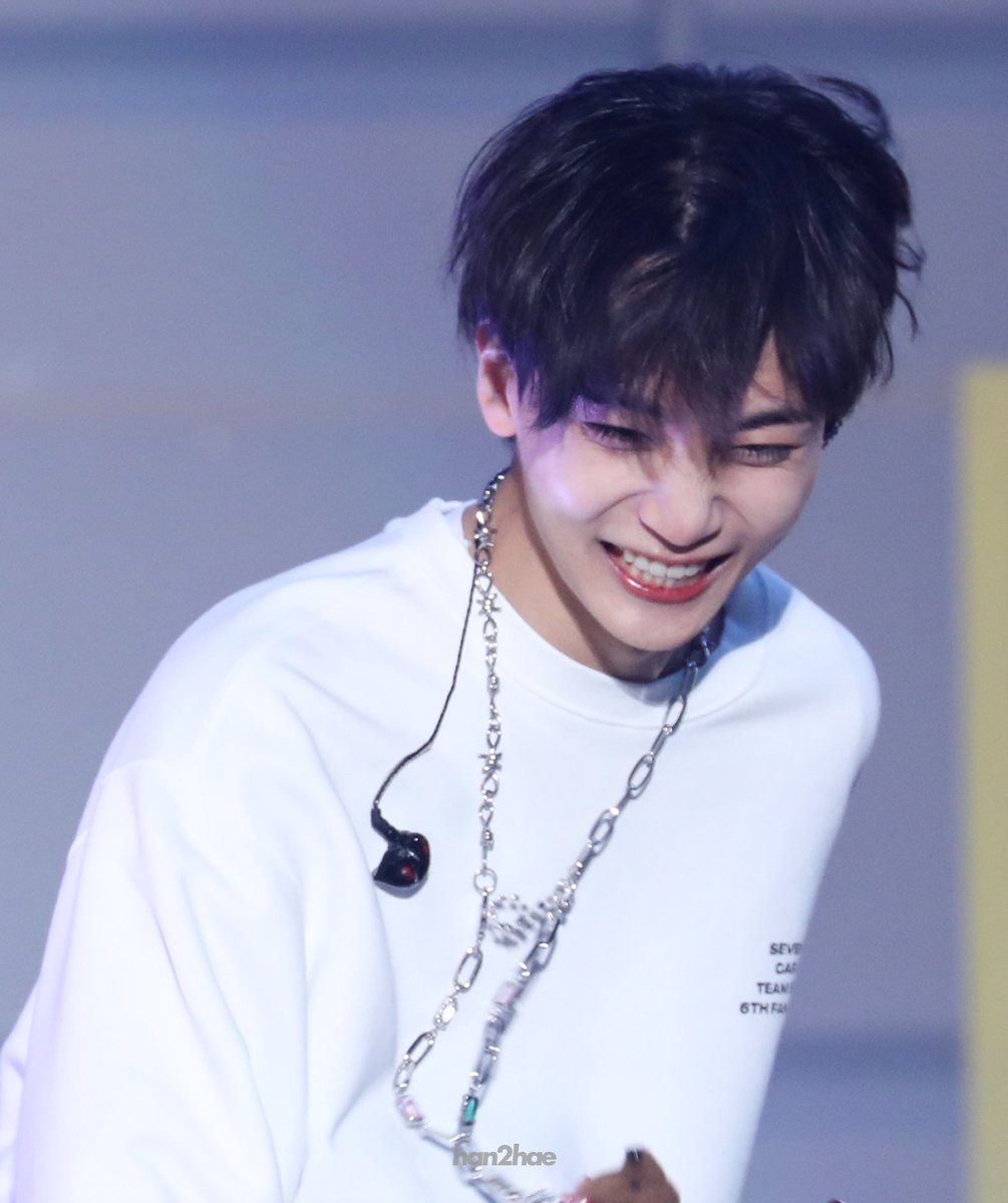 tinyhanniepics's tweet photo. my everything <3 #정한 #JEONGHAN https://t.co/zMvRR5jvmE