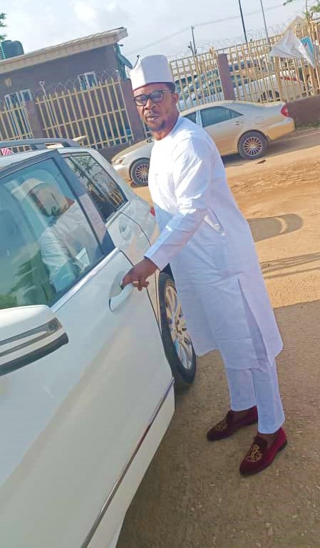 ObuleAutoLtd's tweet image. Happy Sunday to all my People &amp;amp; Abroad, A Special Greetings to all our Potentials Client's, for this week is blessed for success for everyone. I wish you all the Best this week and all that you all lay your hands on shall Prosper. #ObuleAutoGlobalLtd. 
#TGISunday
#newweeknewgoals