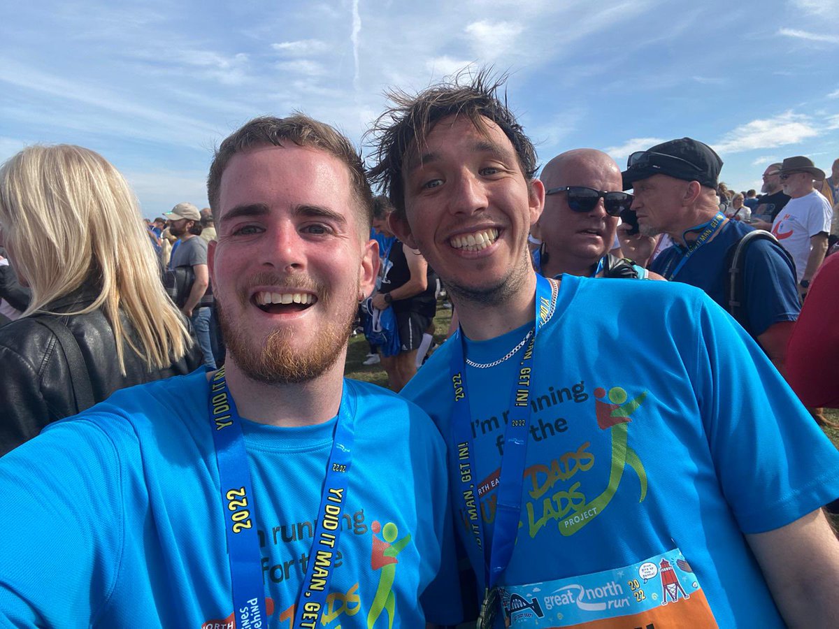 Lush seeing this man at the end of his first #gnr2022  absolutely smashed it @ElijahYoung1998 

Loved running on behalf of @NEYDandL ! Until next year 😀