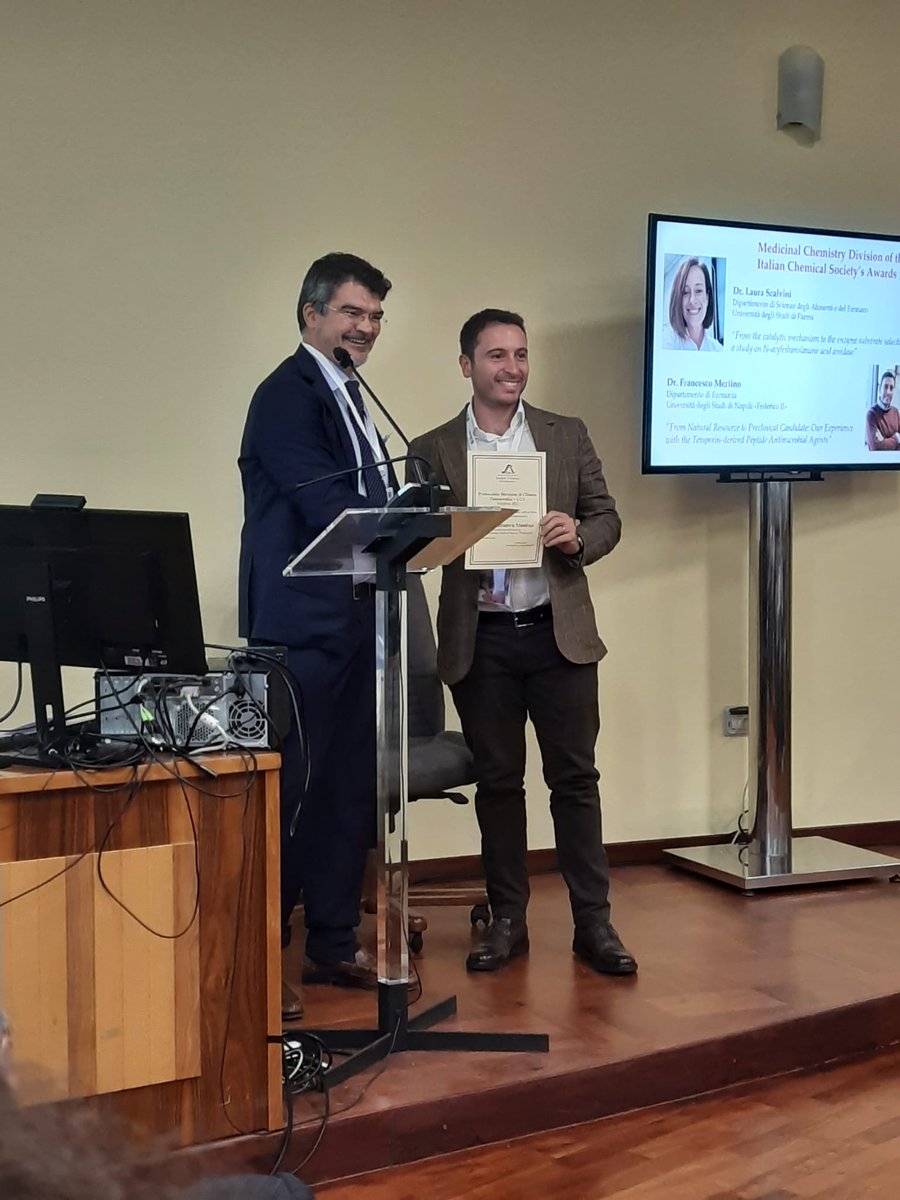 DCFSCI's tweet photo. Let’s open this #NMMC27 with Awards 😉pt.1
🙌
Best Doctoral Thesis Marco Maspero @FilippoBasagni   
👏DCFSCI Awards @thewizard1986  @ScalviniLaura 
🎉
Congratulations!
Stay tuned --> https://t.co/7OKzxr4Iyt
#medchem https://t.co/rMYyF9Lm5O