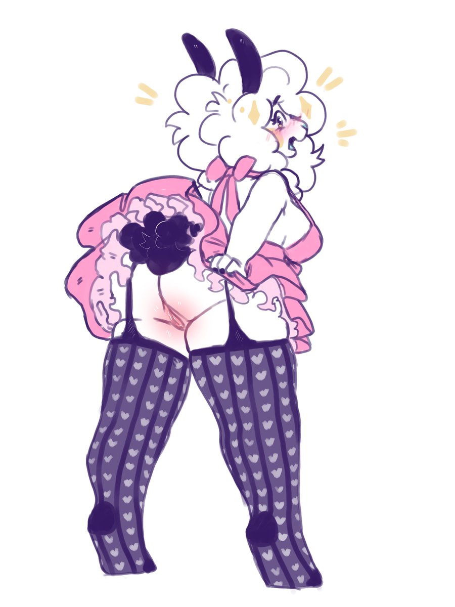 SheerNimbus's tweet photo. Aaa~ the dress is a bit too short! https://t.co/xugAsHWC0z