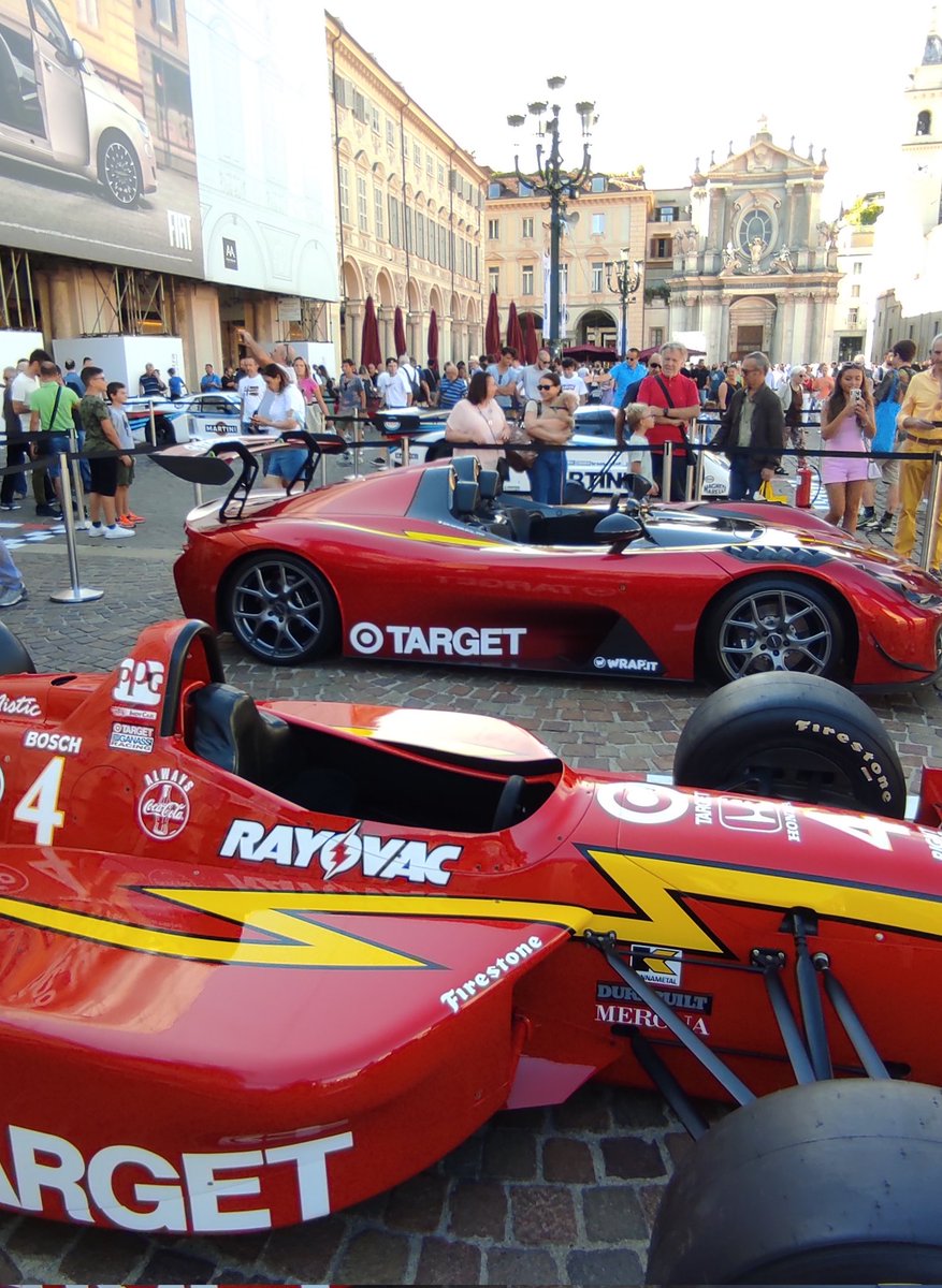 Fra55oni's tweet photo. 🎯 The place to be, come direbbero gli anglofoni 😁
#Autolookweek #Torino 2022
#MotorphoneTV 🎬 https://t.co/DTgOsXOvEy