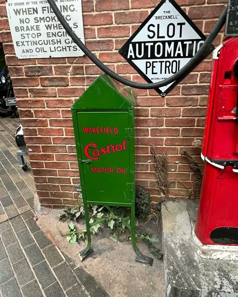 kandmcitroen's tweet image. A trip to the International Autojumble at Beaulieu wouldn't be complete without popping into the museum. 
Being a modern Castrol Service Centre its always great to see the heritage that Castrol has.

#classiccastrol  #Castrol  #castrolservice #castrolheritage