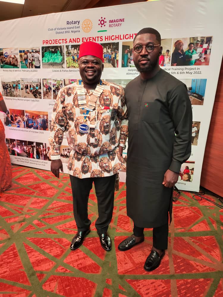bblagos_'s tweet photo. As part of my quota to contribute immensely to humanity, I have just been inducted as a Member of the Rotary Club Of Nigeria, and my focus is to provide community service, promote integrity, and advance goodwill, peace and understanding amongst the people in the society.
#rotrary https://t.co/WUFRKDJH3V