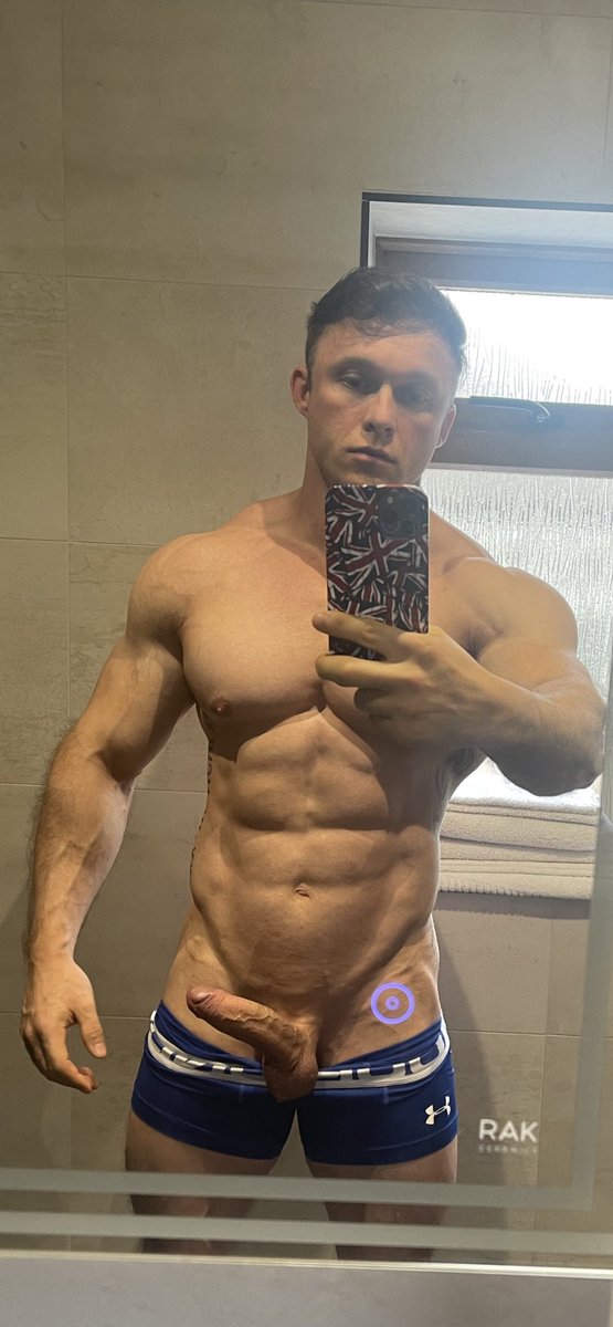 PromoRTpig's tweet photo. I dont know what I would prefer 🤔 

@BoundMuscleUK dominating me with his alpha 🍆 or me teasing him whilst bound. 

Which one would you choose? 

#boundmuscle #dominanthunk #masterorslave @rt_slave_ma @AlphaKingsRT @RTboy_ @RT_4_Alphas @JeffSterrett4 @Littlehomo123 @RT4Masters1 https://t.co/ACUMOnUf0o