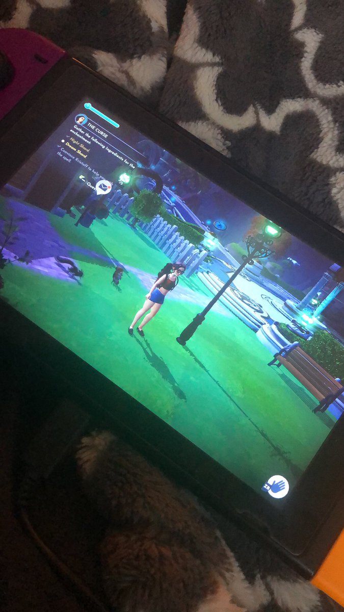 landolakes81's tweet photo. Playing the new Dreamlight Valley game but there’s a lot of glitches already in the game. 😣 help @DisneyDLV ! https://t.co/S6TFEzMWFP