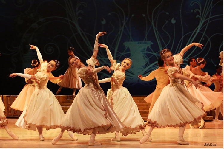 JoziStyle's tweet photo. Congratulations to our winners who are going to see Cinderella #FrontRowwithJoziStyle!
Jocelyn Grey
@Black_Doltjie
@Malandanane
Angel Mulaudzi
@missbang2487
#JoburgBalletCinderella
@JoburgBallet @joburgtheatre
https://t.co/bstQdfaKG2 https://t.co/U0AMz3UDvq