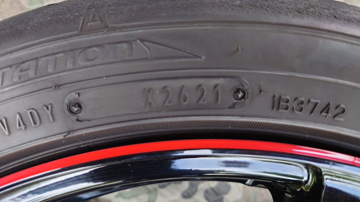 hiro_bari3's tweet photo. 57C6 TIME ATTACK EDITION
16inch 5.5J  PCD:100 穴数:4H
DUNLOP
DIREZZA  Z3  165/50/16  4分山
手渡し優先で
9万円でお願いします
フォロワーさん、オフ会で見かけたよ、アルト本パワーチェック見たよって人は「俺たち友達だよな?」割引ありますw

#ホイール売ります
#RAYS
#57C6
#DUNLOP
#DIREZZA https://t.co/uPoQBMJpIA