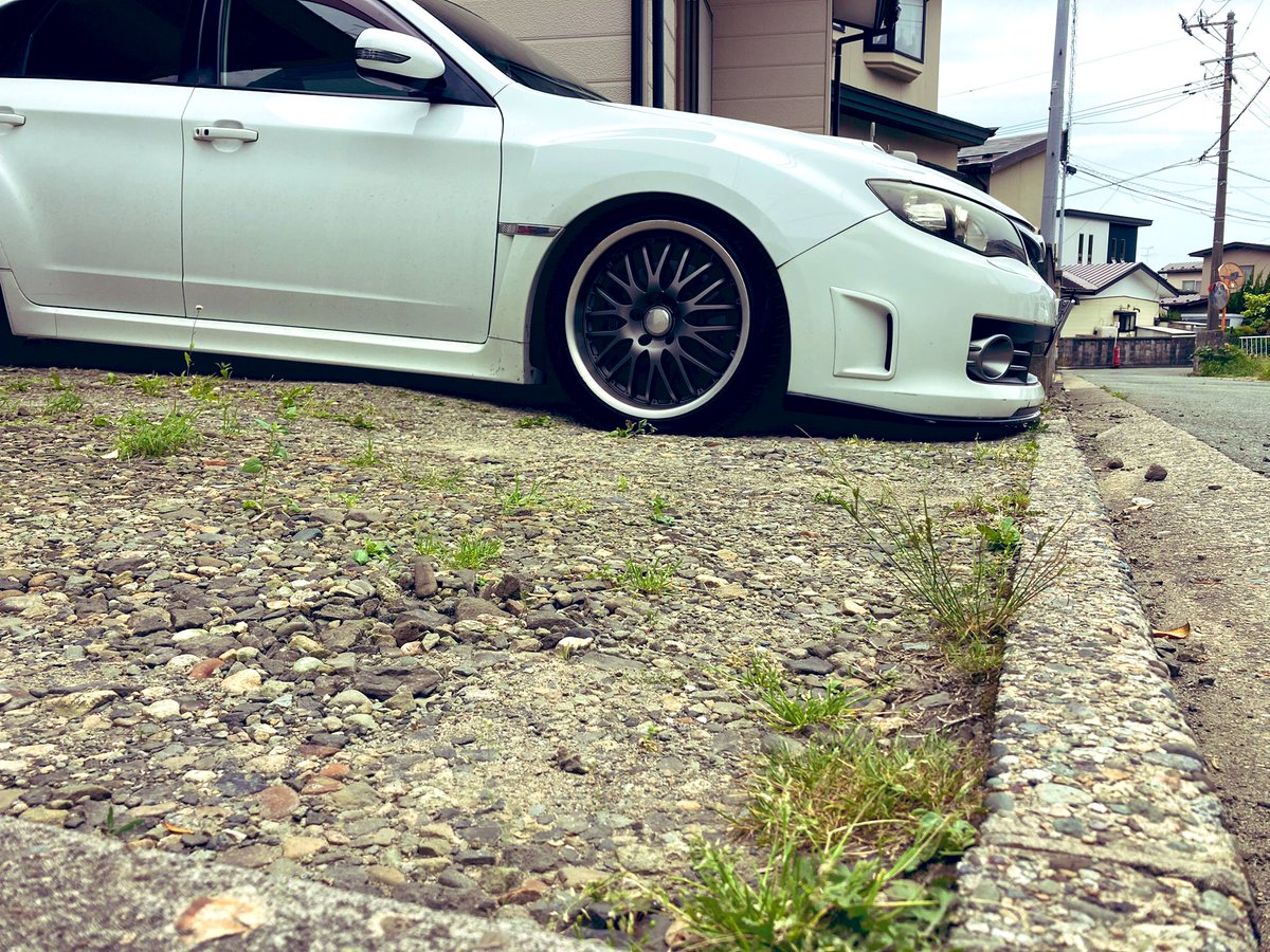 ikaruga3572's tweet photo. 仕様変更
AbyssDIVAカラーで車内ピカピカの爆音人権放棄号

#AbyssDIVA 
#るきIQ民
#マヒら騎士 https://t.co/ljtqEsWQit