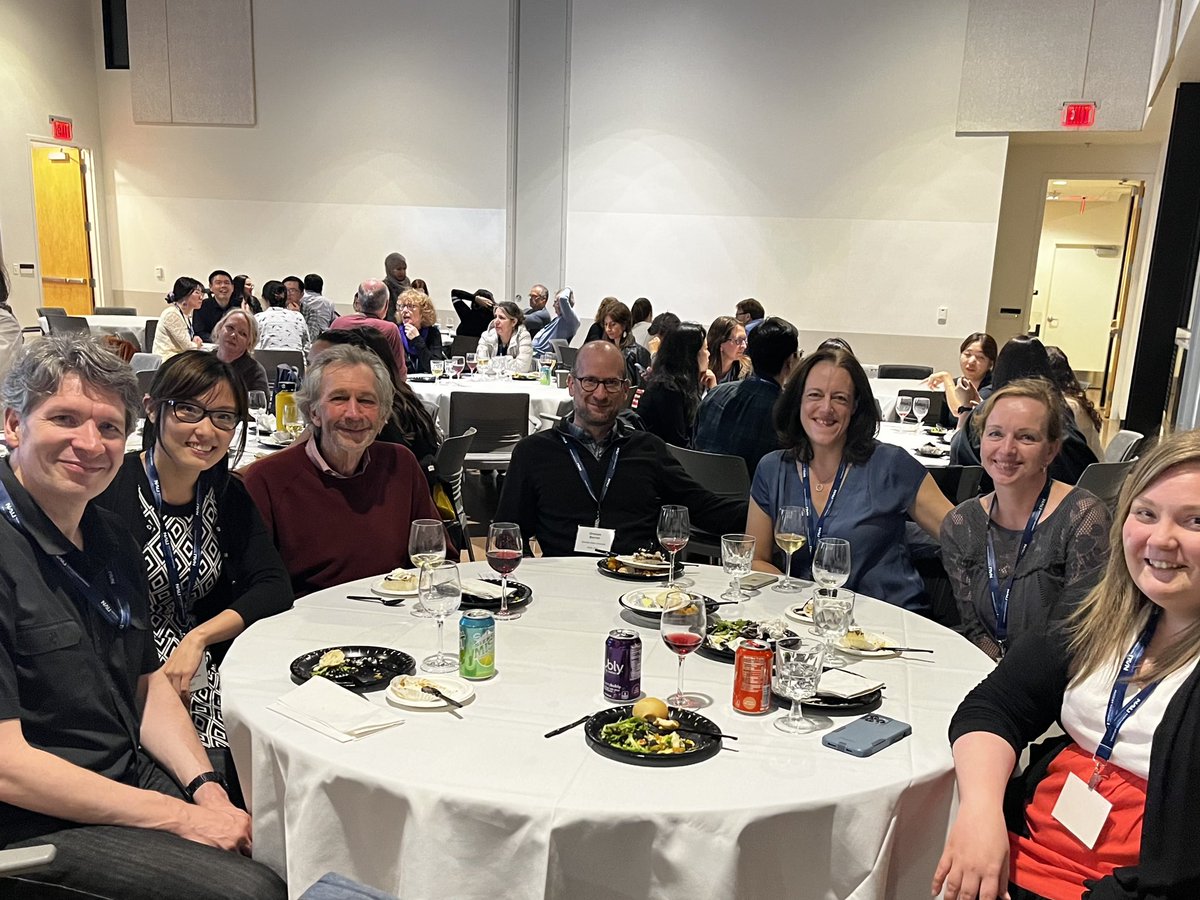 uroemer's tweet photo. Already the last day of #AACL2022 and I’ve been too busy enjoying sessions to tweet updates. It’s been great to share some of my current work, catch up with old friends, and meet some of the next generation of corpus linguists! See you all in Eugene, OR in 2024! @aacl2022 https://t.co/VvmFozwWyd