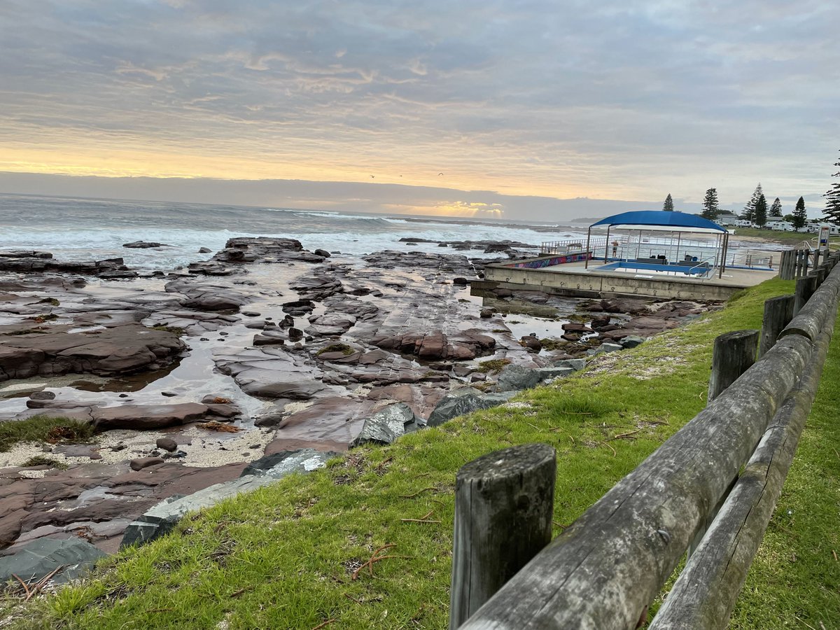 mutlu_rahim's tweet photo. 12 months, 12 dawn photos in the South Coast #Australia 🌤️🌏 1⃣/3 https://t.co/MUKrocfOoq