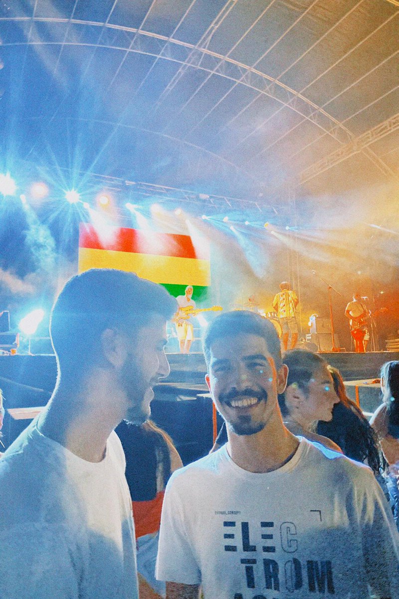 JoaoCarv21's tweet photo. Descansa em paz meu irmão 🤍✨️
Nem acredito, tinhas tanto para dar meu menino 🤍😭
Até já meu miguelinho 🤍✨️ https://t.co/SowH49PoYL