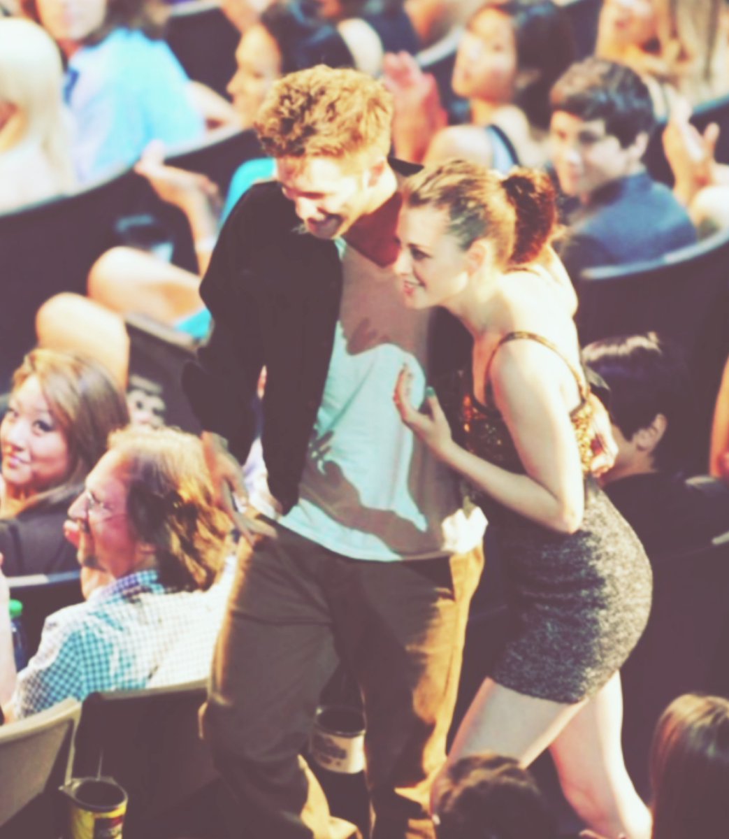 💭 (@robsten_mirrors) on Twitter photo 