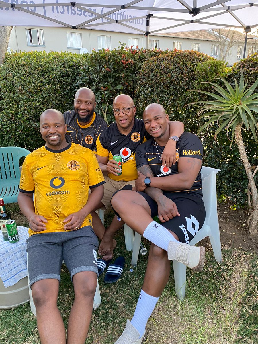 Vb0ne's tweet photo. @SuperSportTV Nothing but 3points #khosi4life #ssdiki https://t.co/UcFdu9gMmy