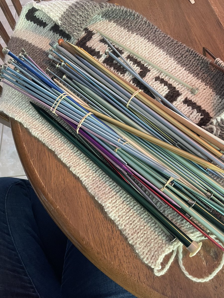 MotherOfDragonflies tweet media