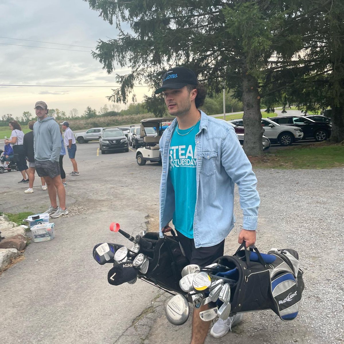 OswegoMHockey's tweet photo. Out at the 2nd Annual Mary Gosek Golf Tournament to benefit Peaceful Remedies. 
An individual and organization near and dear to our  ❤️🦋
To learn more or to donate please visit: https://t.co/rgUyVtwjIJ https://t.co/nXLGNMjjw2