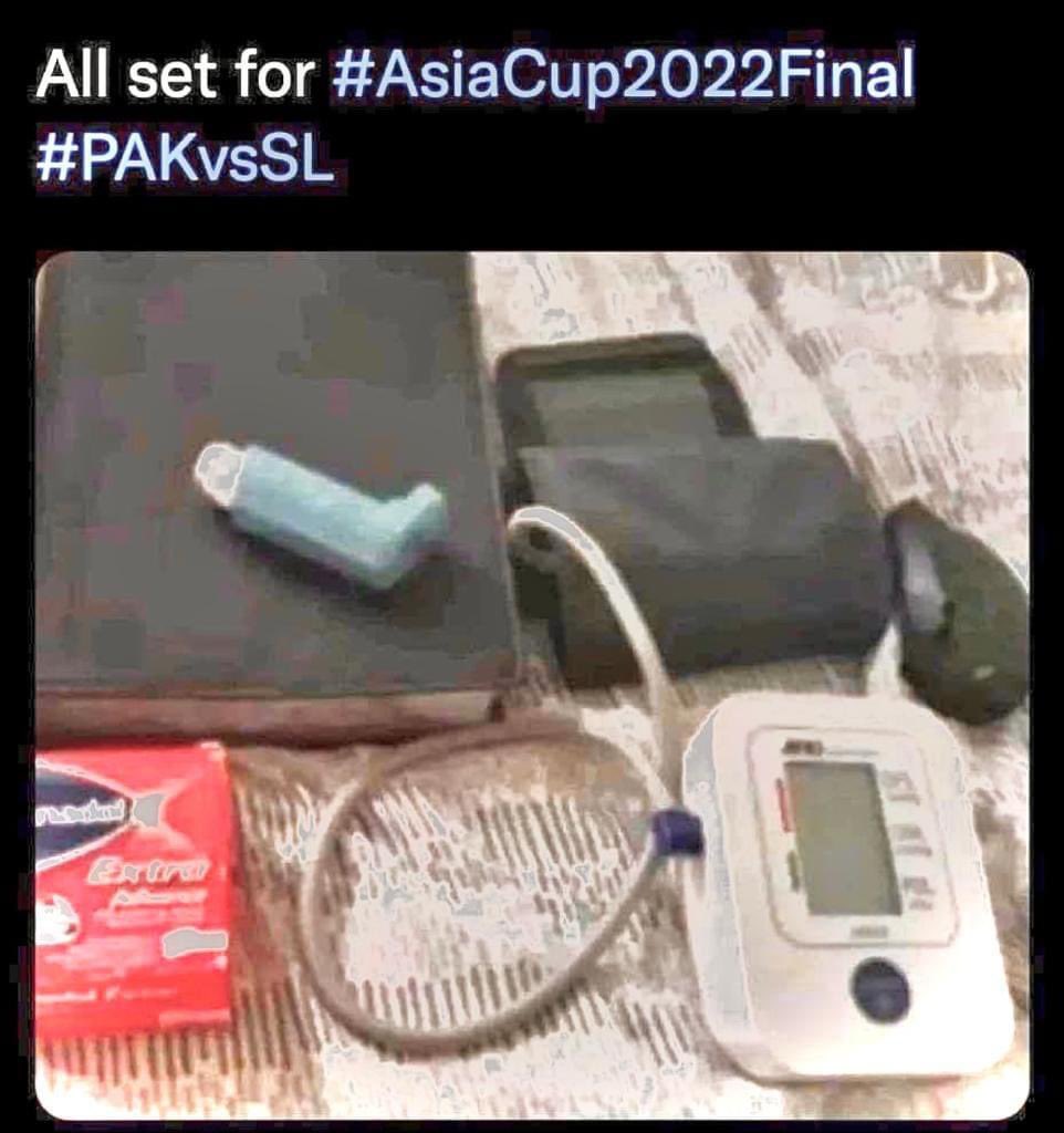 ChAliHa11222's tweet photo. #AsiaCup2022Final 😂 https://t.co/jeqwcEJTbk