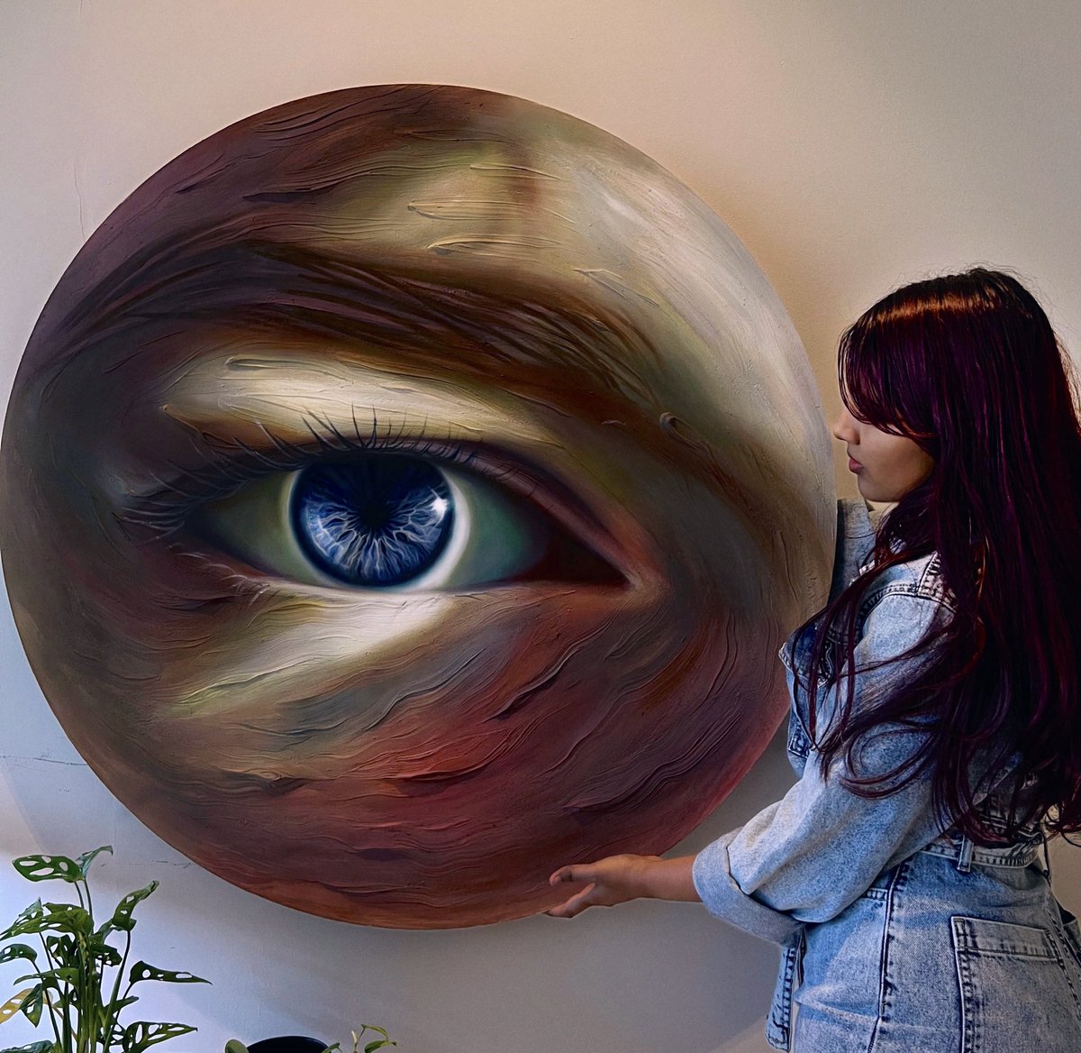 Really enjoying working on these larger scaled panels ‘Dead of night’ Oil on wood #arttwt #artmoots #artistsontwitter #traditionalart #artshare #arttwt #oilpainting #artist