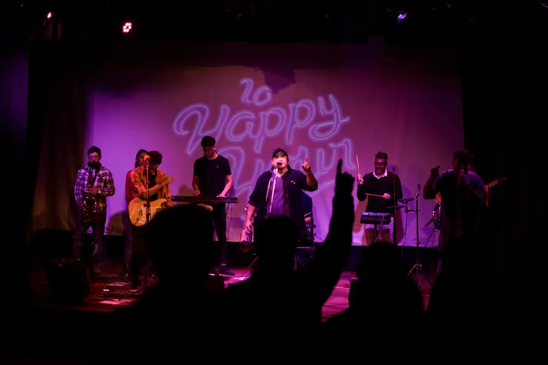 lahappyhourOk's tweet photo. 10 años de La Happy Hour en el Espacio Mariño 🙌

Muchas gracias 🙏
Ahí venimos con más fechas 😎 https://t.co/7FfWlK0BlC