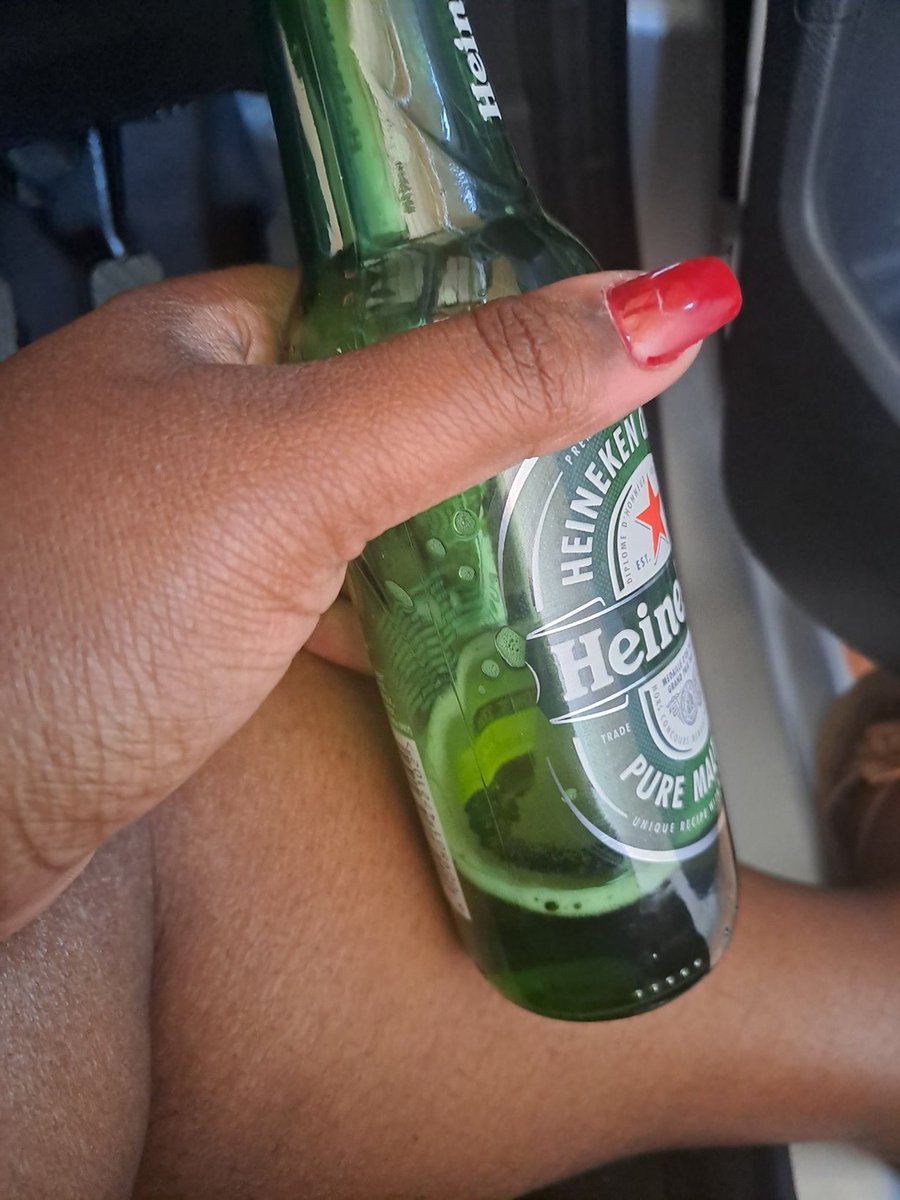ndiwe246's tweet photo. @Heineken_SA Sunday afternoon https://t.co/ezULKZYF3x