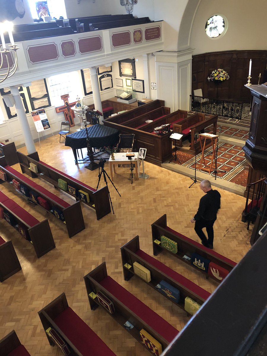 StMarysBatBells's tweet photo. Sunday Morning… #MuffledBells #BellRinging #StMarysBattersea #BellRingers #QueenElizabeth #Reuters https://t.co/yR8up4cMga